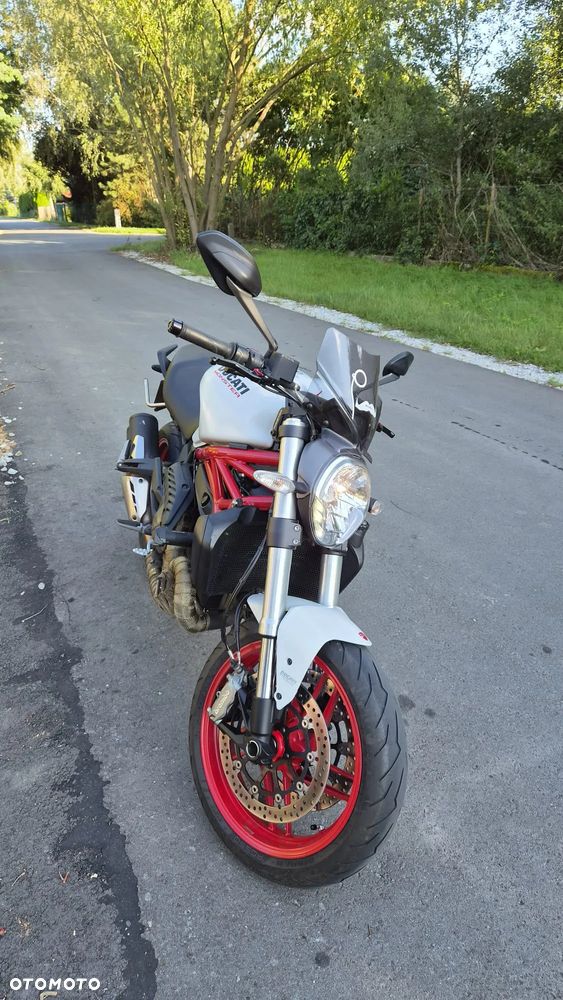 Ducati Monster - 3
