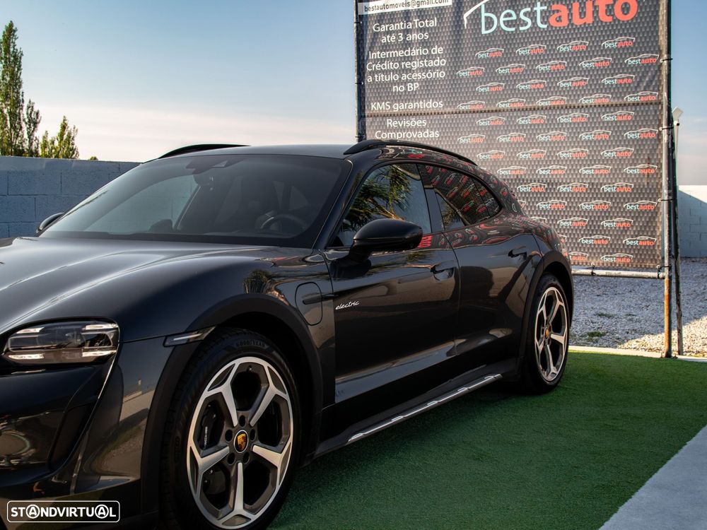 Porsche Taycan Cross Turismo - 4