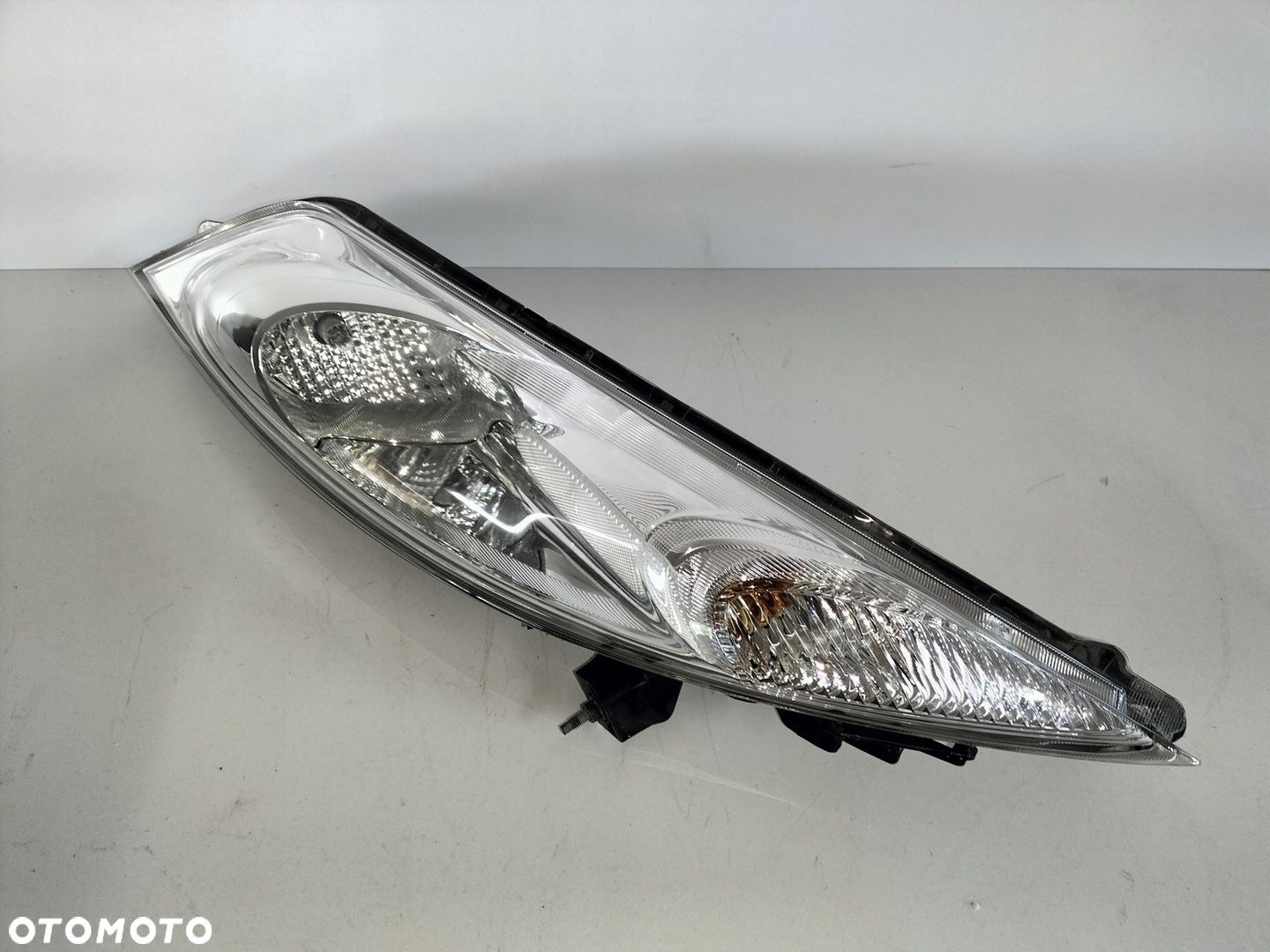 Lampa przednia prawa migacz NISSAN JUKE 10-14 - 1