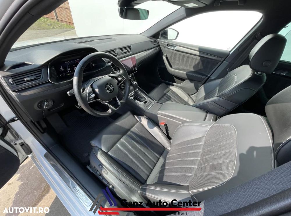 Skoda Superb 2.0 TDI DSG Sportline - 7