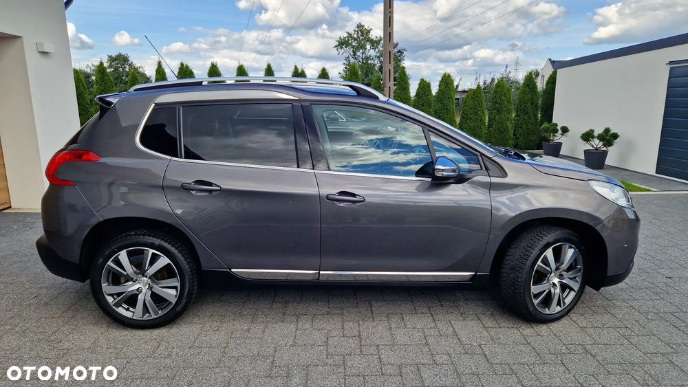 Peugeot 2008 1.6 BlueHDi Allure S&S - 30