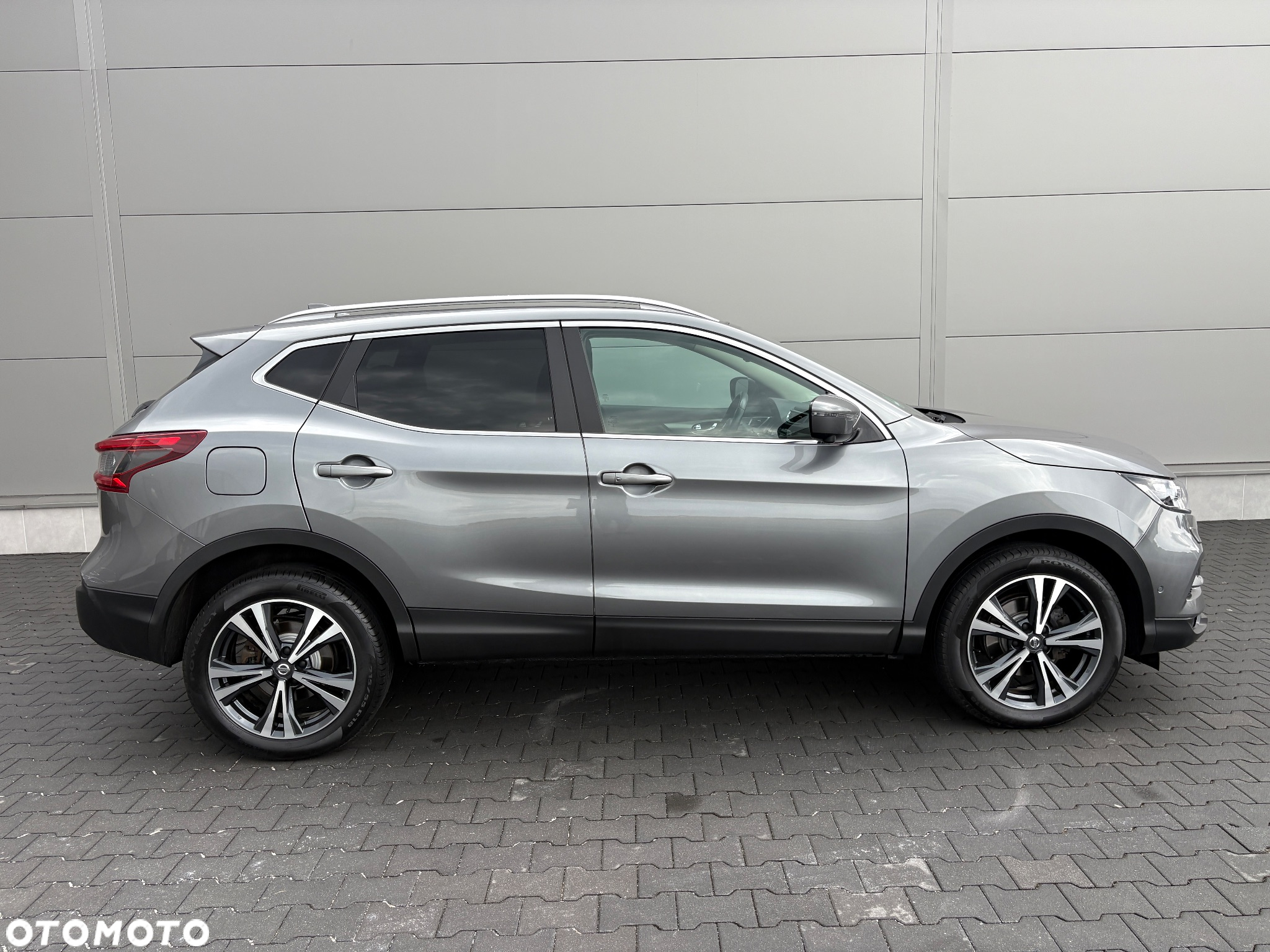 Nissan Qashqai 1.6 dCi Xtronic TEKNA - 12