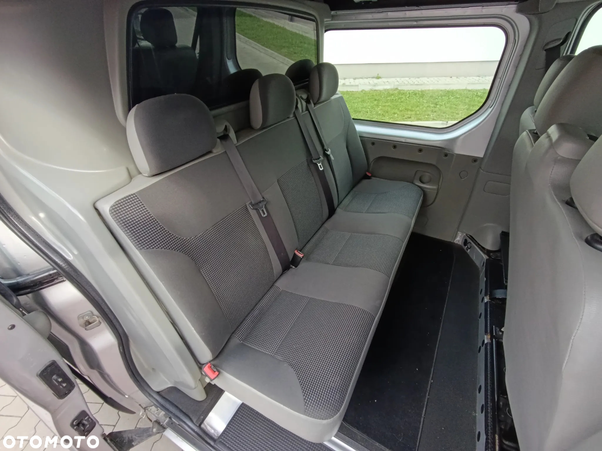 Opel Vivaro L2H1 2.9t - 6
