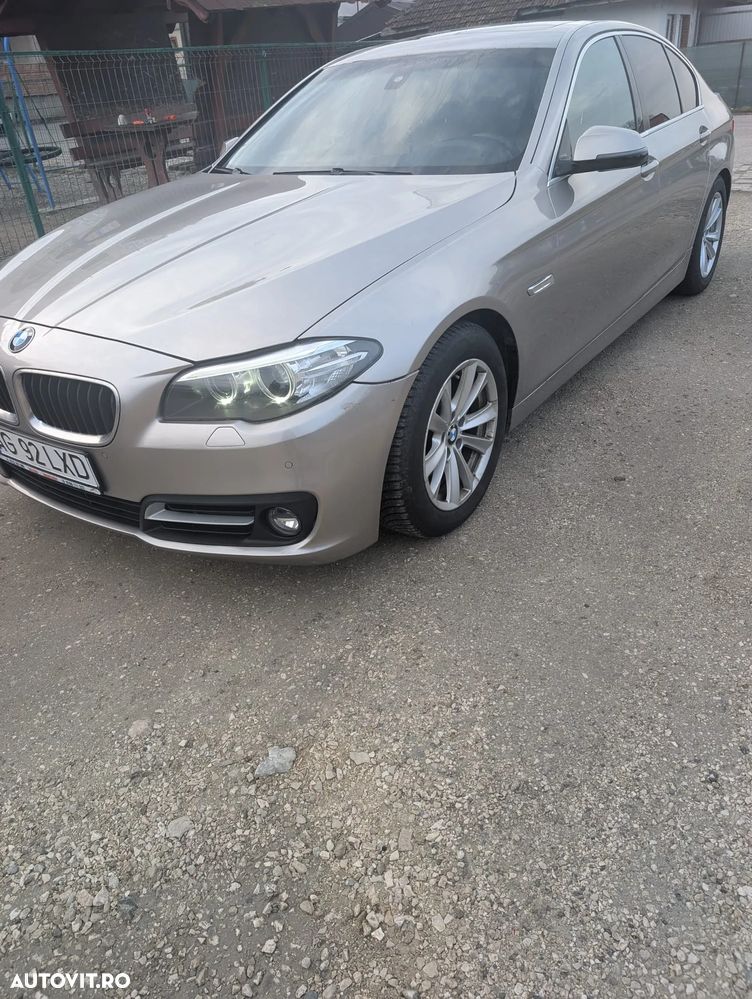 BMW Seria 5 520d - 12
