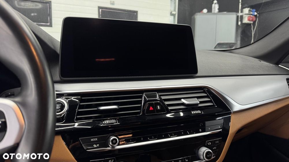 BMW Seria 5 520d MHEV M Sport sport - 15