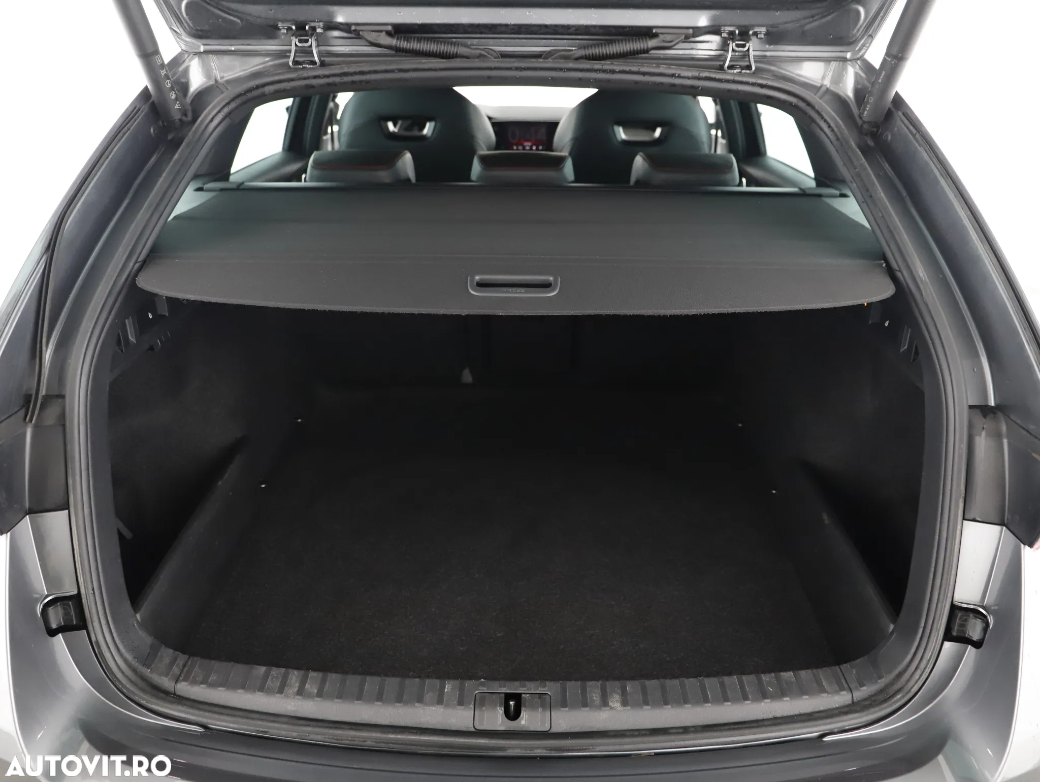 Skoda Octavia Combi RS 2.0 TDI DSG 4X4 - 25