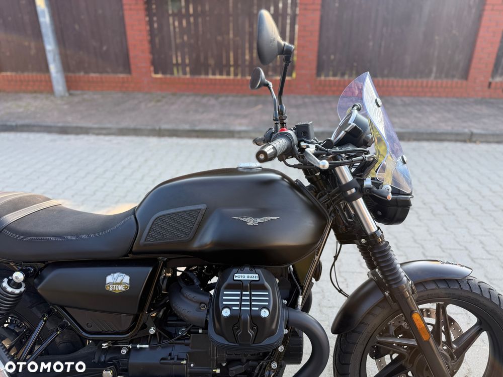 Moto Guzzi V7 - 7