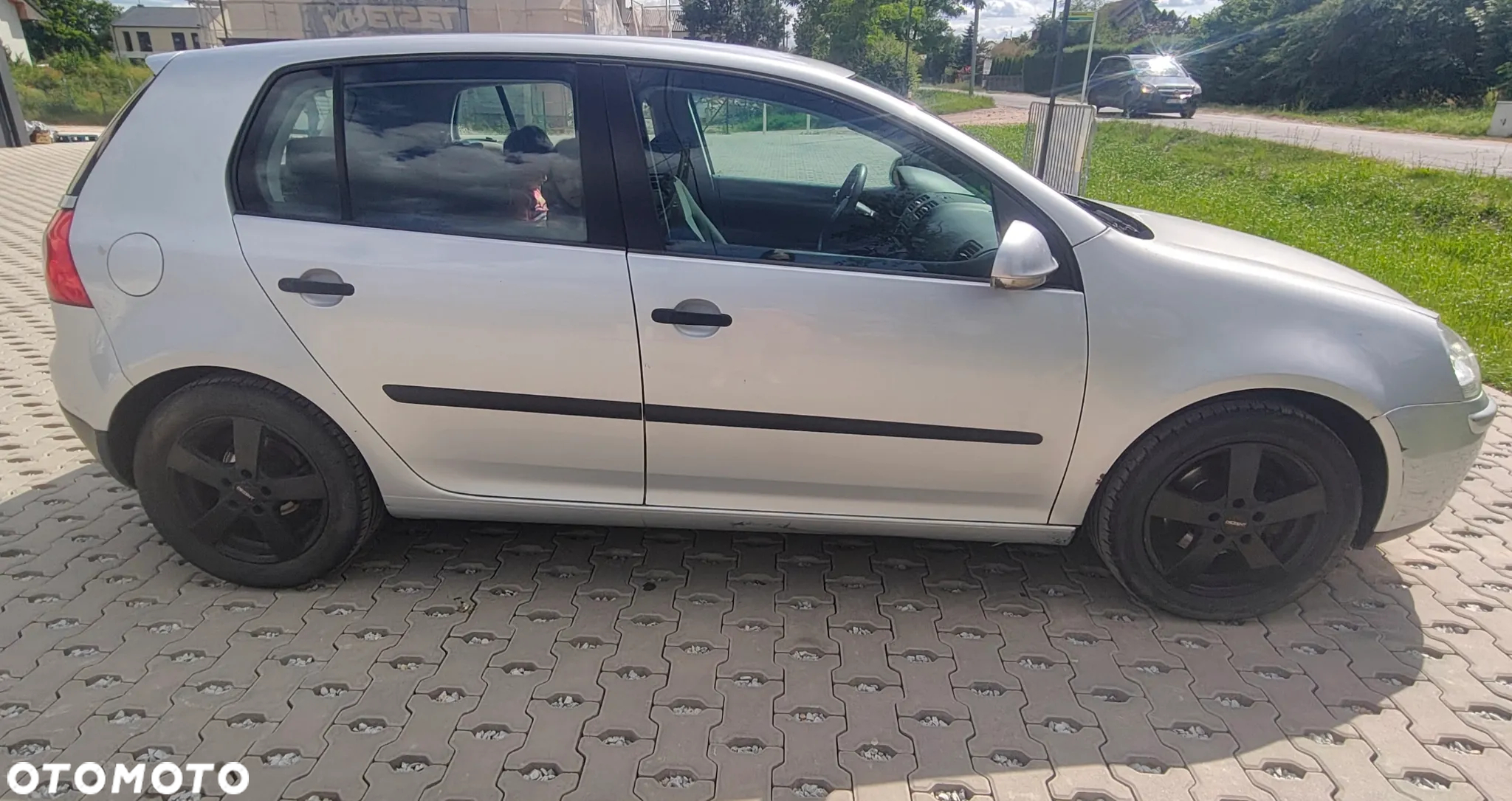 Volkswagen Golf 1.6 FSI Comfortline - 11