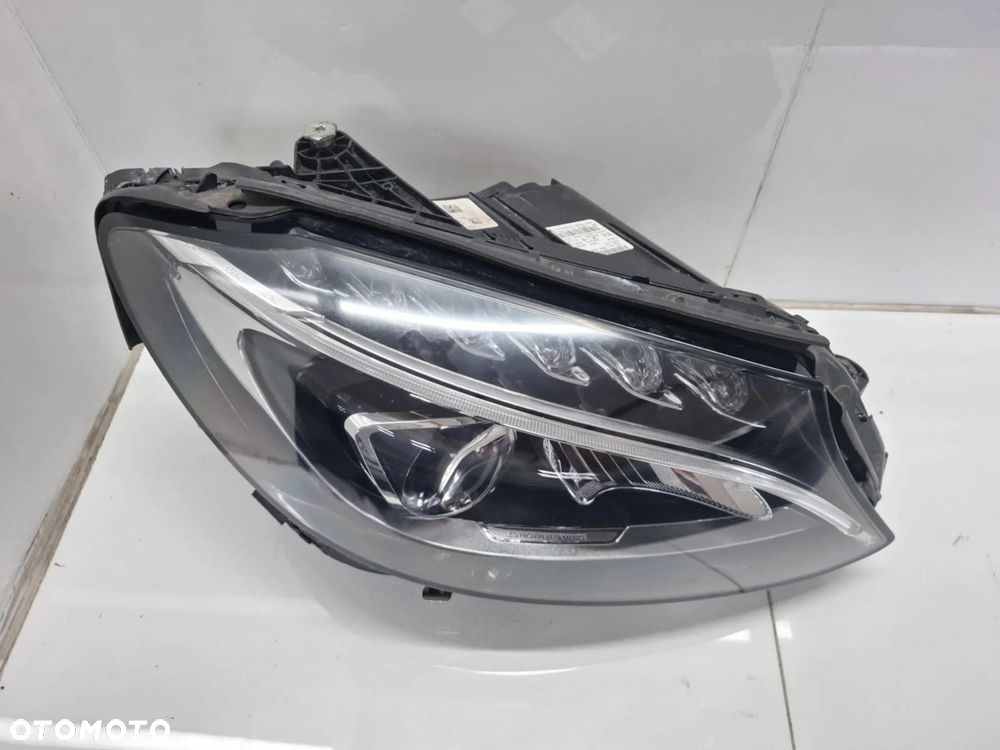 LAMPA PRAWA PRZEDNIA PRZÓD MERCEDES W205 FULL LED HIGH PERFORMANCE ŁADNA - 5