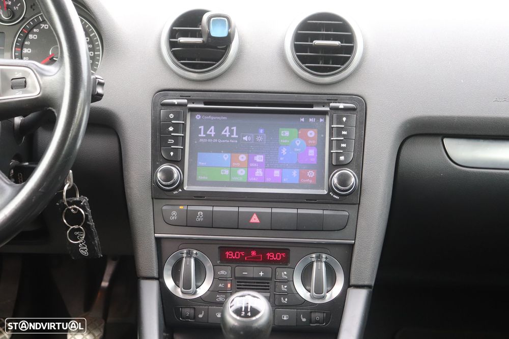 Audi A3 Sportback 1.6 TDI DPF Ambition - 17