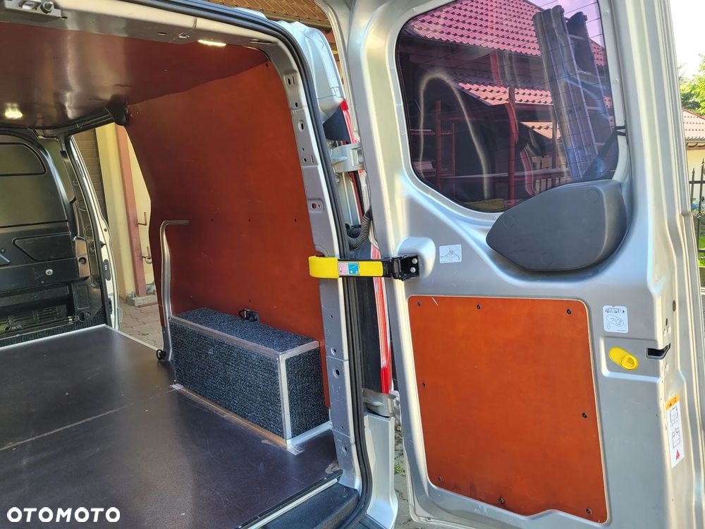 Ford TRANSIT CUSTOM - 14