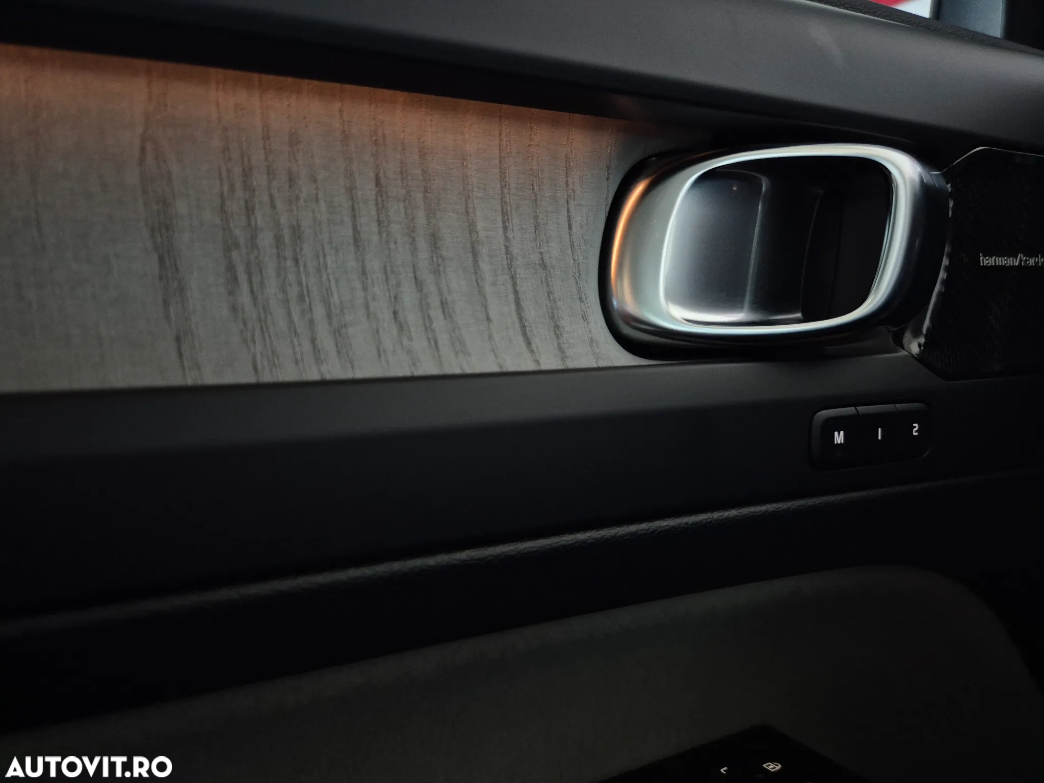 Volvo XC 40 - 26