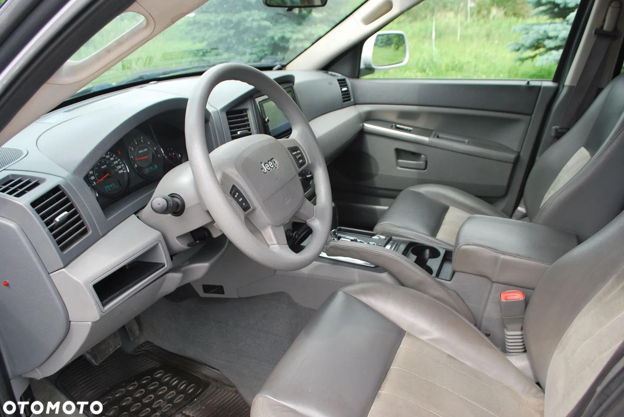 Jeep Grand Cherokee - 5