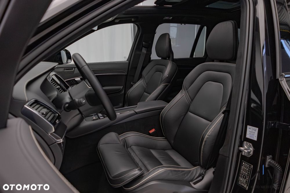 Volvo XC 90 B5 D AWD Ultimate Dark - 18