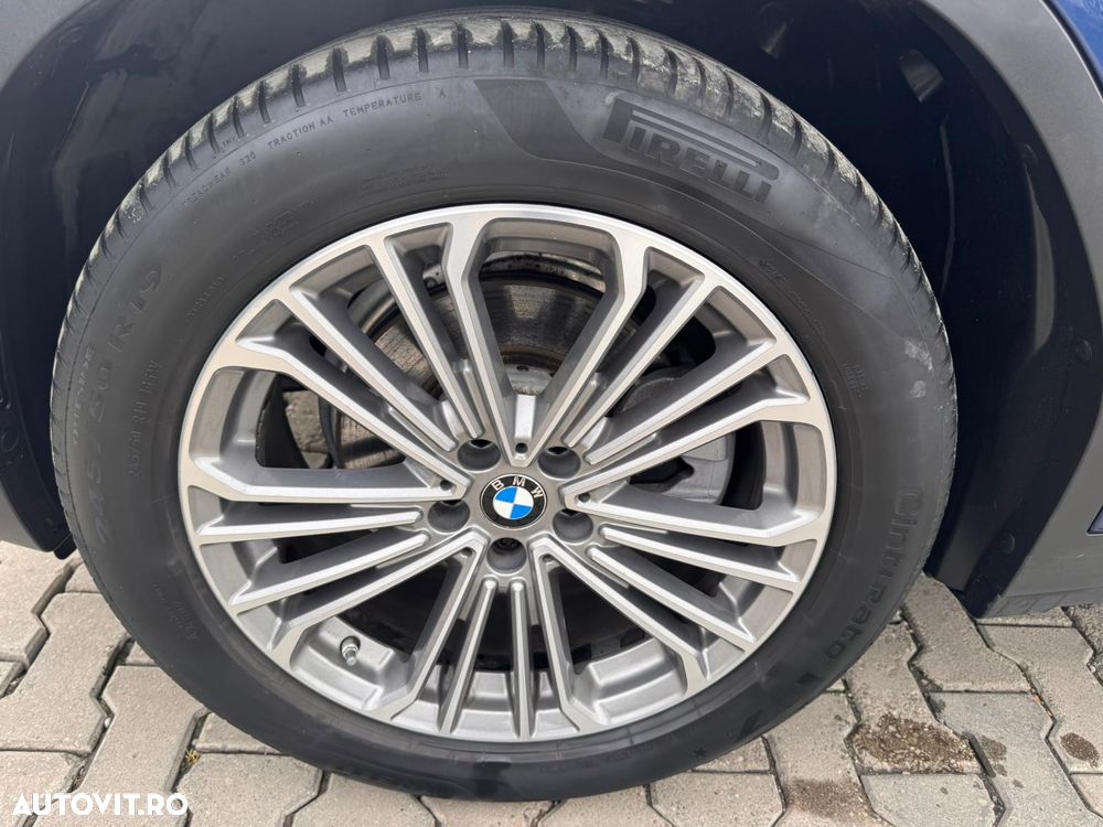 BMW X3 xDrive20d AT Luxury Line - 24