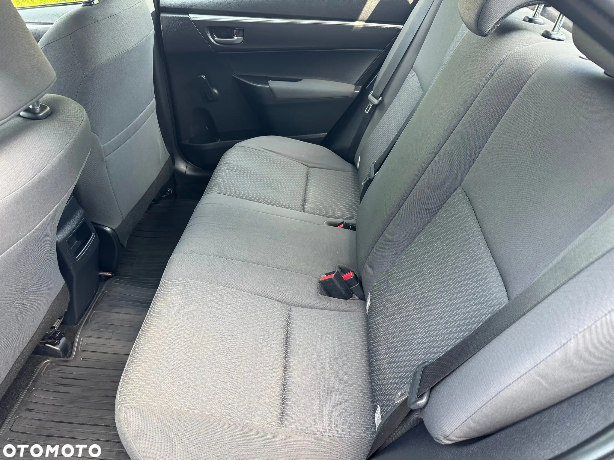 Toyota Corolla 1.4 D-4D Active - 11