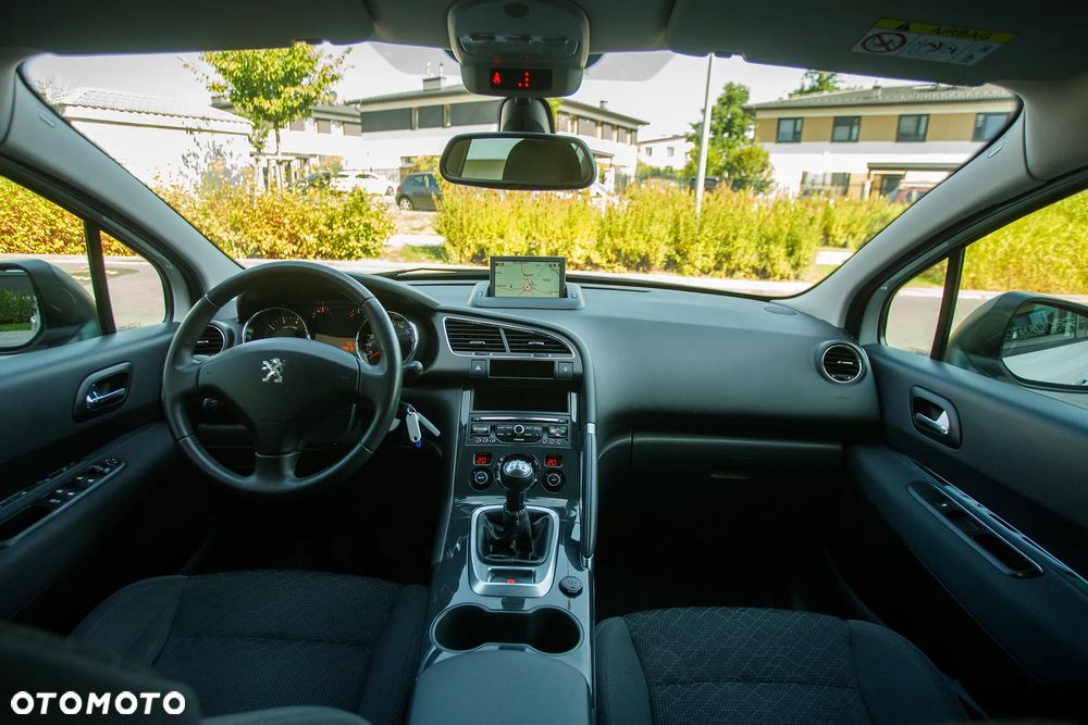 Peugeot 3008 120 VTi Premium - 5