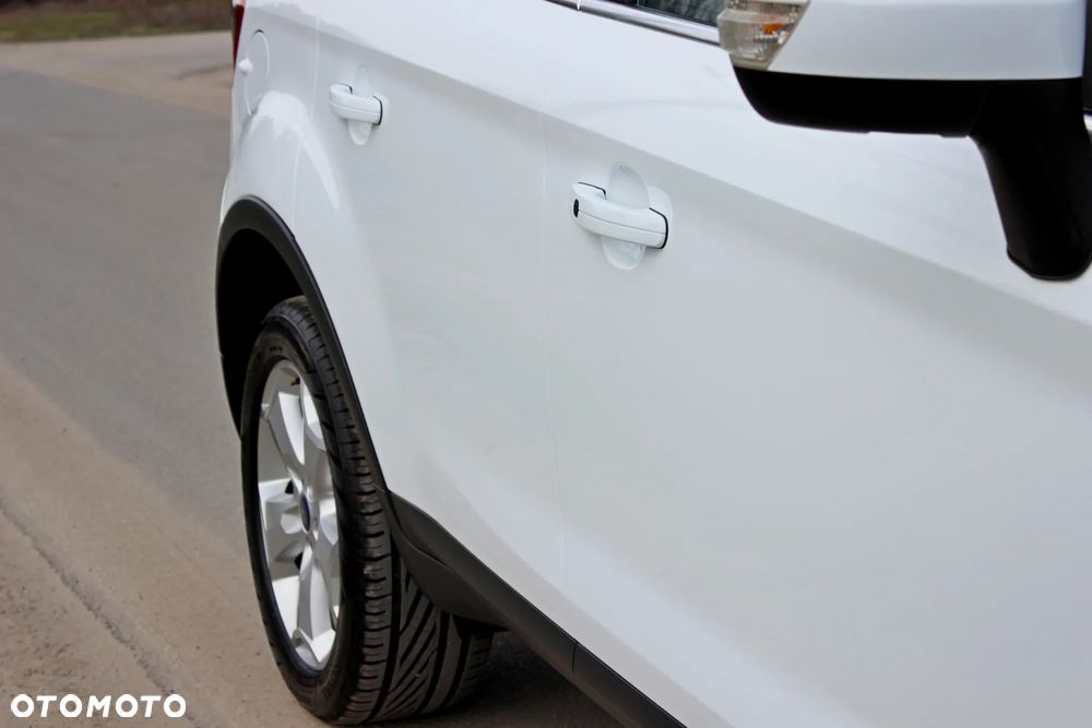 Ford Kuga 2.0 TDCi 4x4 Titanium - 18