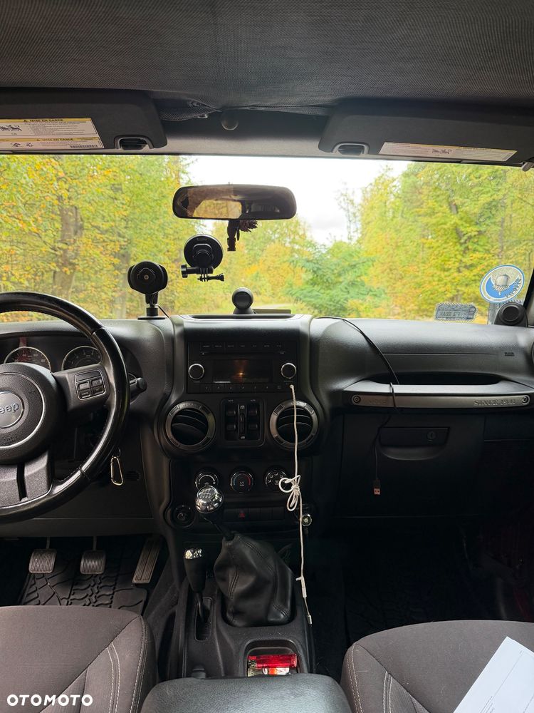 Jeep Wrangler - 22