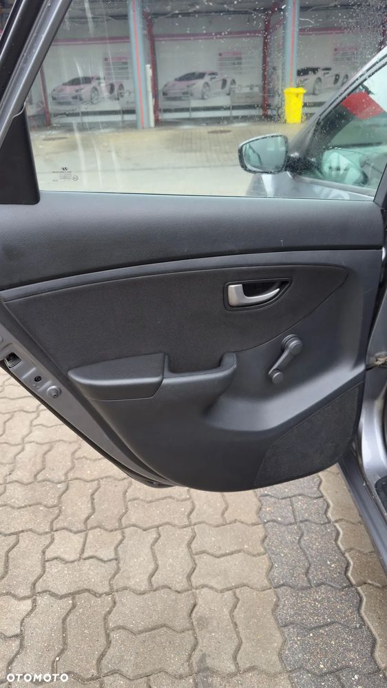 Hyundai i30 - 12