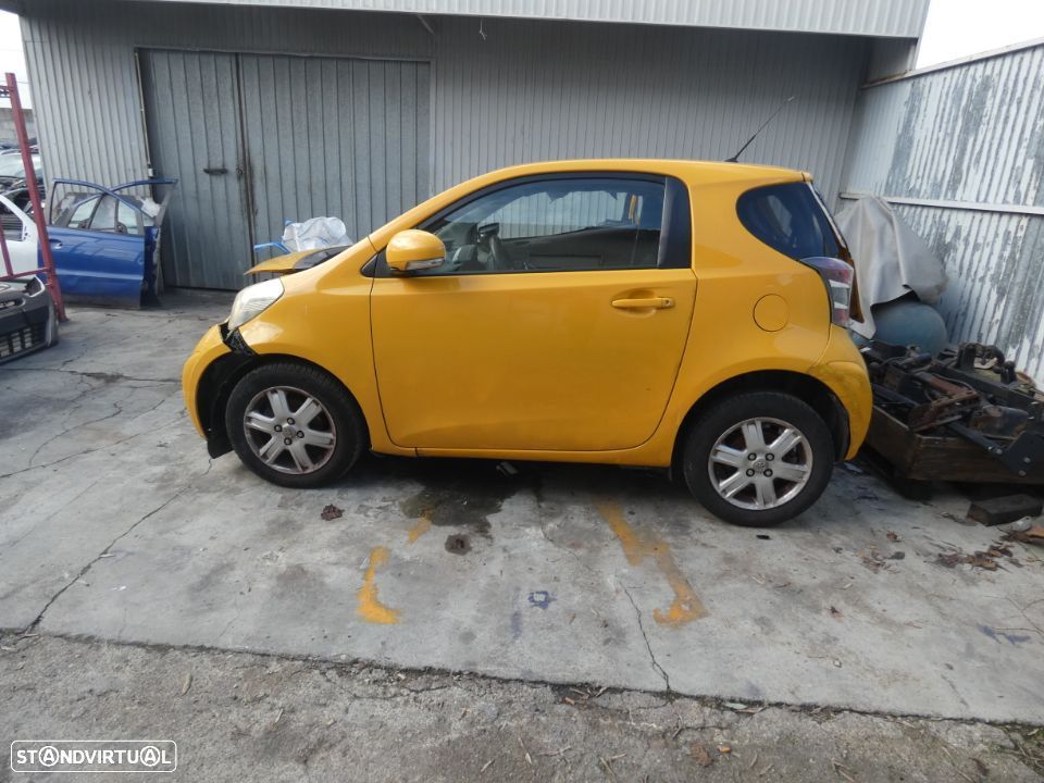 Toyota iQ de 2009 para peças - 1