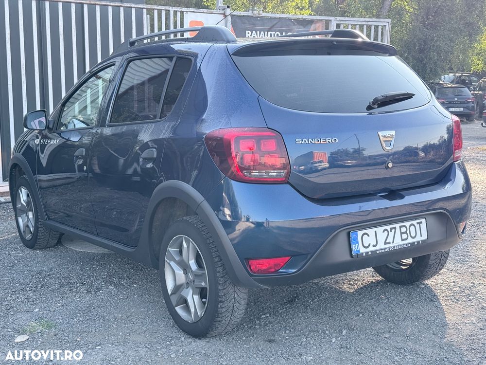 Dacia Sandero 0.9 TCe SL PLUS - 4