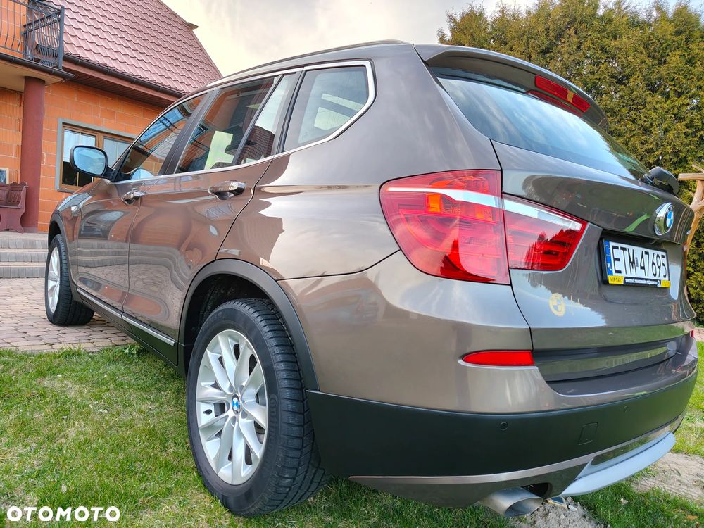 BMW X3 sDrive18d - 11