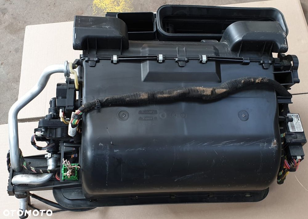NAGRZEWNICA KOMPLETNA MAN TGX TGA 81619006451 - 4