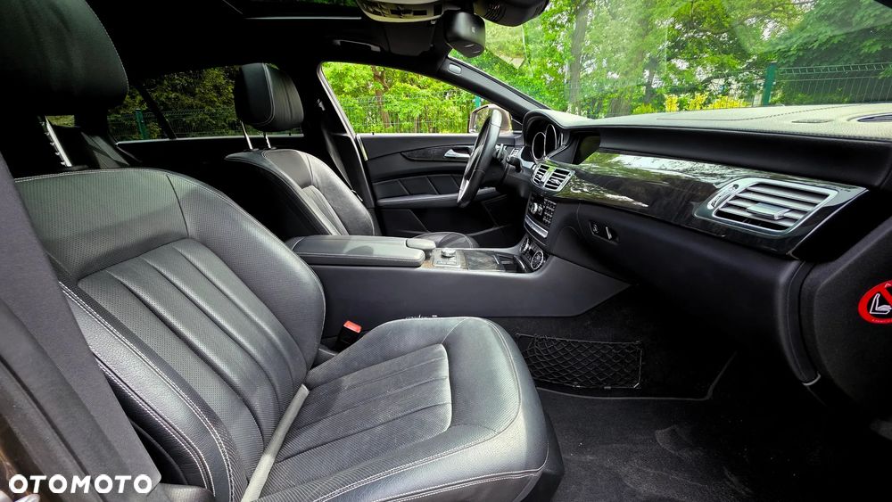 Mercedes-Benz CLS 350 CDI 4-Matic BlueEff - 13