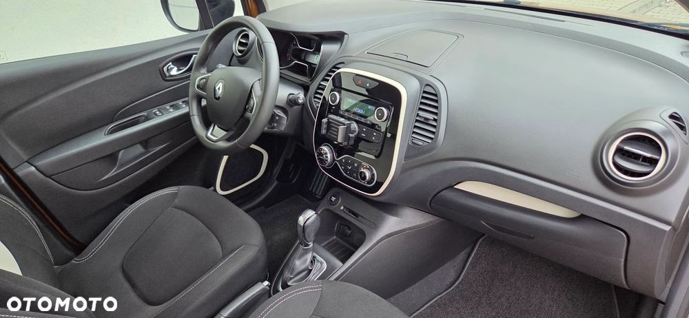 Renault Captur 1.2 Energy TCe XMOD EDC EU6 - 37