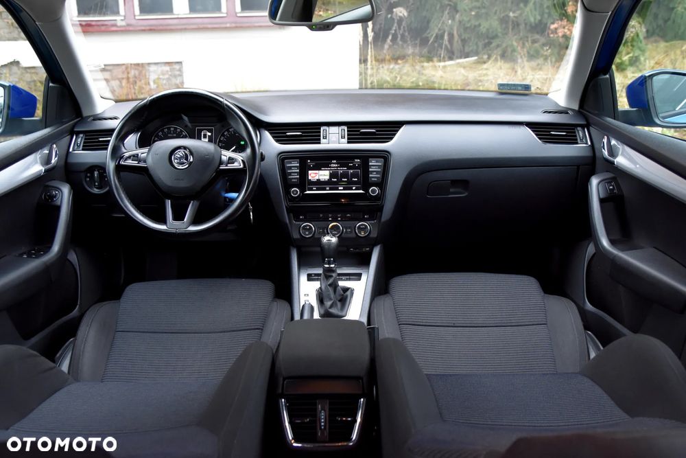 Skoda Octavia 2.0 TDI Style DSG - 20