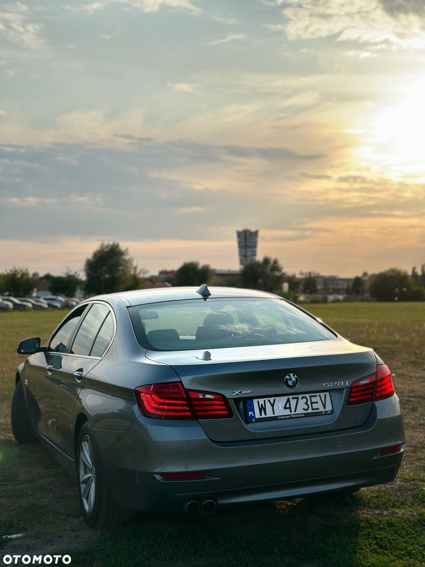 BMW Seria 5 528i xDrive - 2