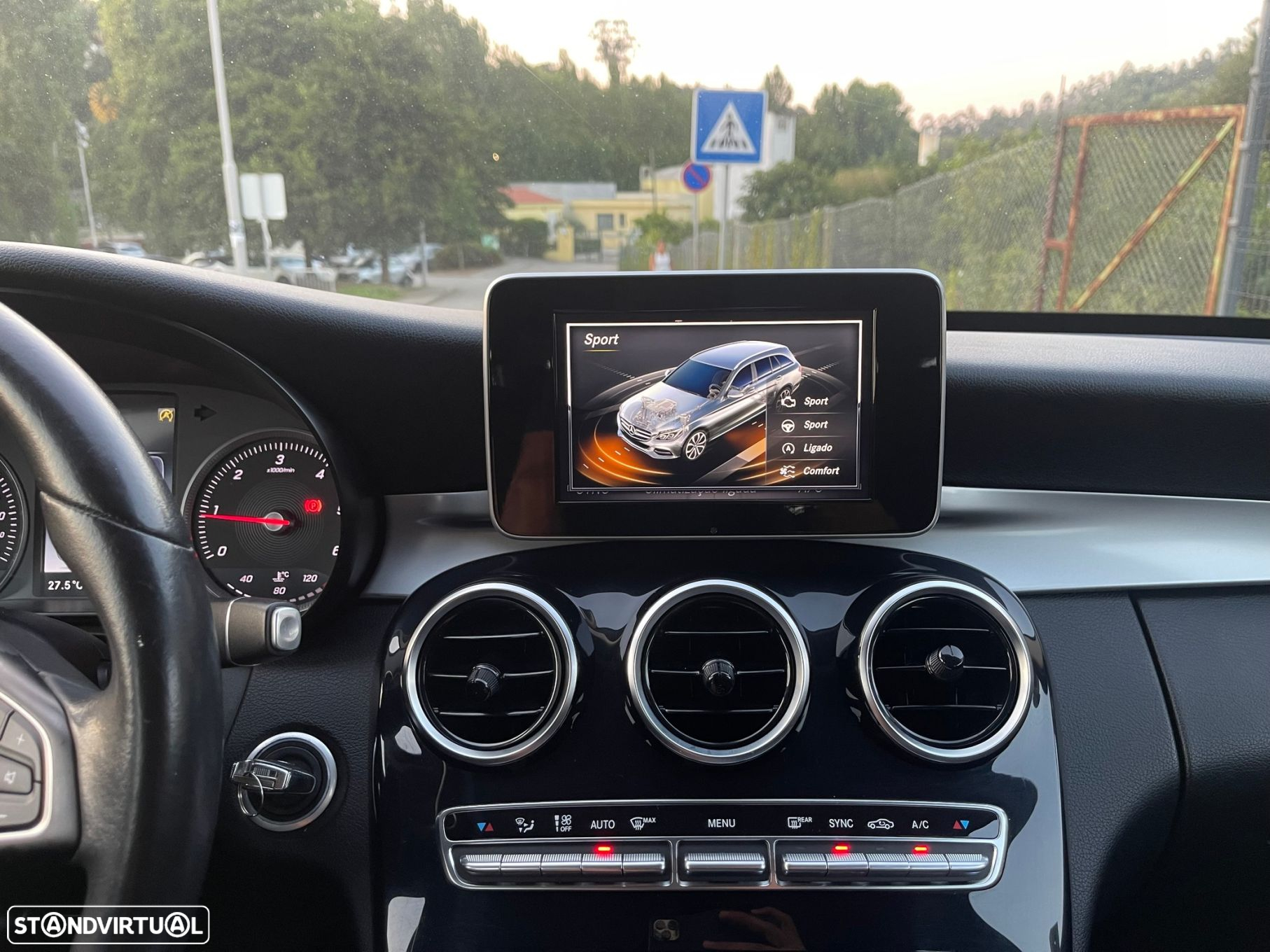 Mercedes-Benz C 200 d Avantgarde Aut. - 24
