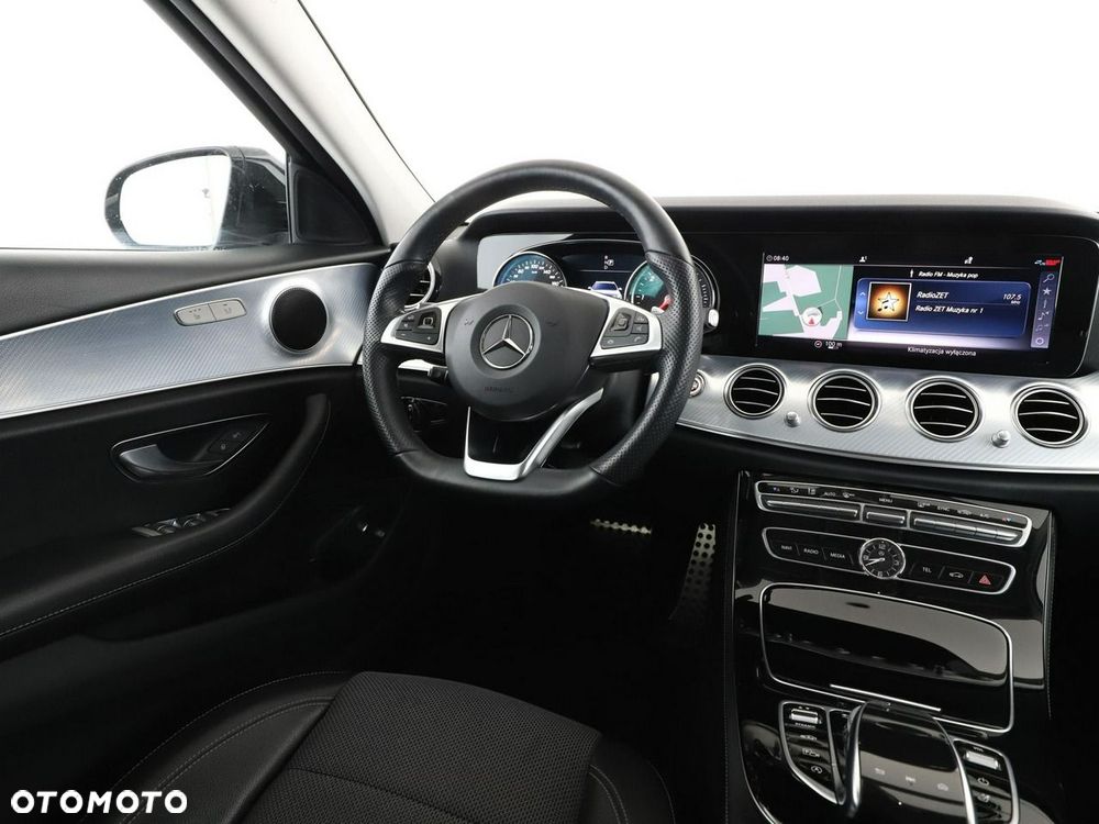 Mercedes-Benz Klasa E 220 d 4-Matic All-Terrain Avantgarde - 17