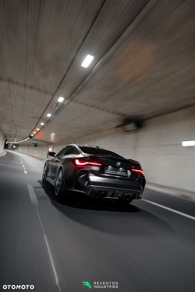 BMW M4 Competition M xDrive sport - 24