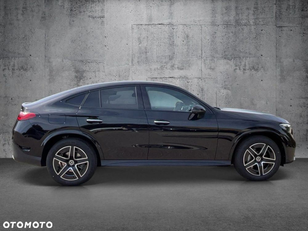 Mercedes-Benz GLC 220 d mHEV 4-Matic AMG Line - 4