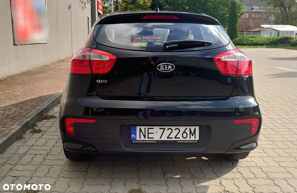 Kia Rio 1.2 Attract - 11