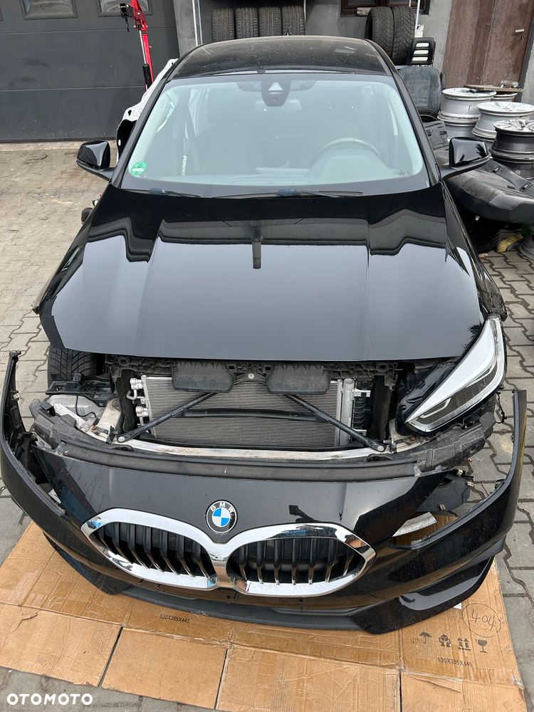Bmw F40 maska aluminiowa 668 w kolor czarna 2019- seria 1 - 1