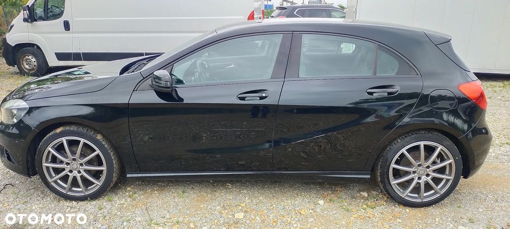 Mercedes-Benz Klasa A 180 (BlueEFFICIENCY) Style - 4