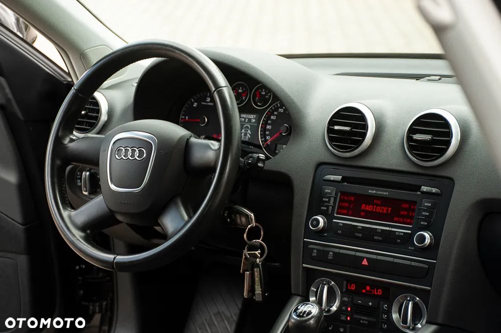 Audi A3 Sportback 2.0 TDI DPF S line Sportpaket - 18