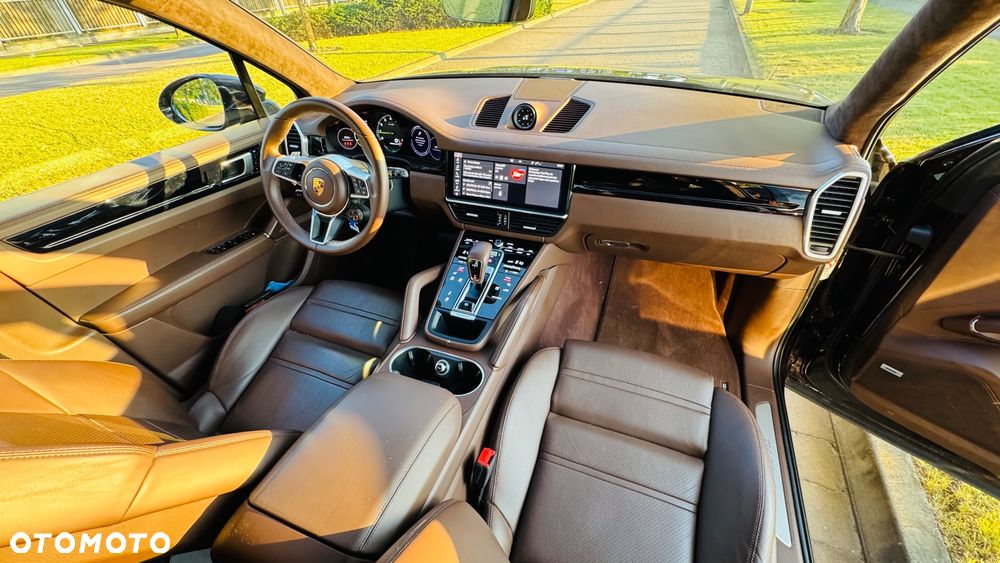 Porsche Cayenne Platinum Edition - 6