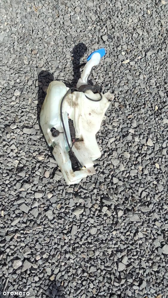 Audi a8 D3 Xenon ZBIORNICZEK SPRYSKIWACZY EU Kompletny