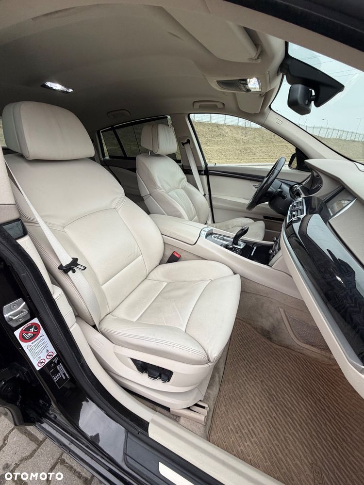 BMW 5GT 535d xDrive Tursimo Modern Line - 14