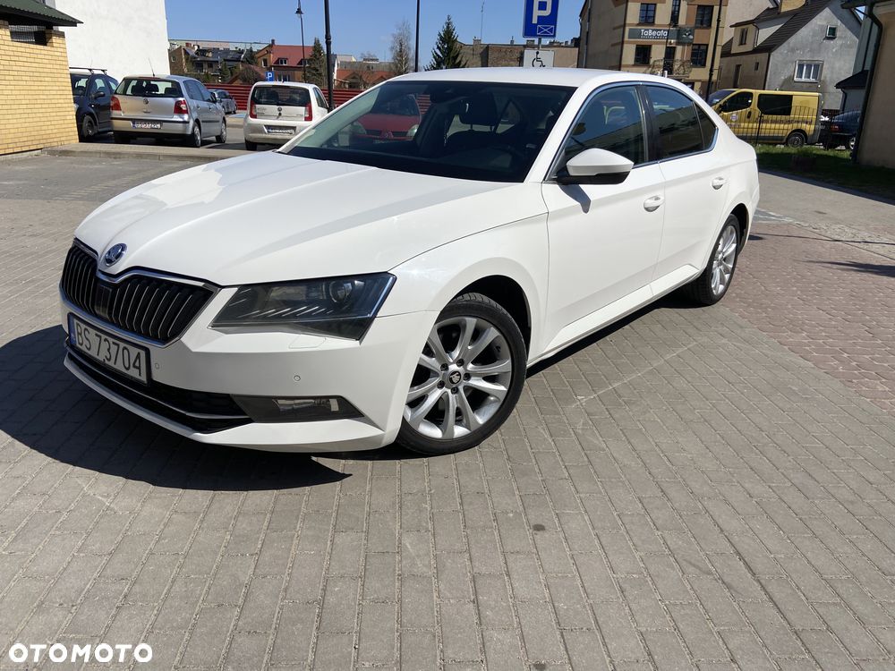 Skoda Superb 2.0 TDI Ambition - 28