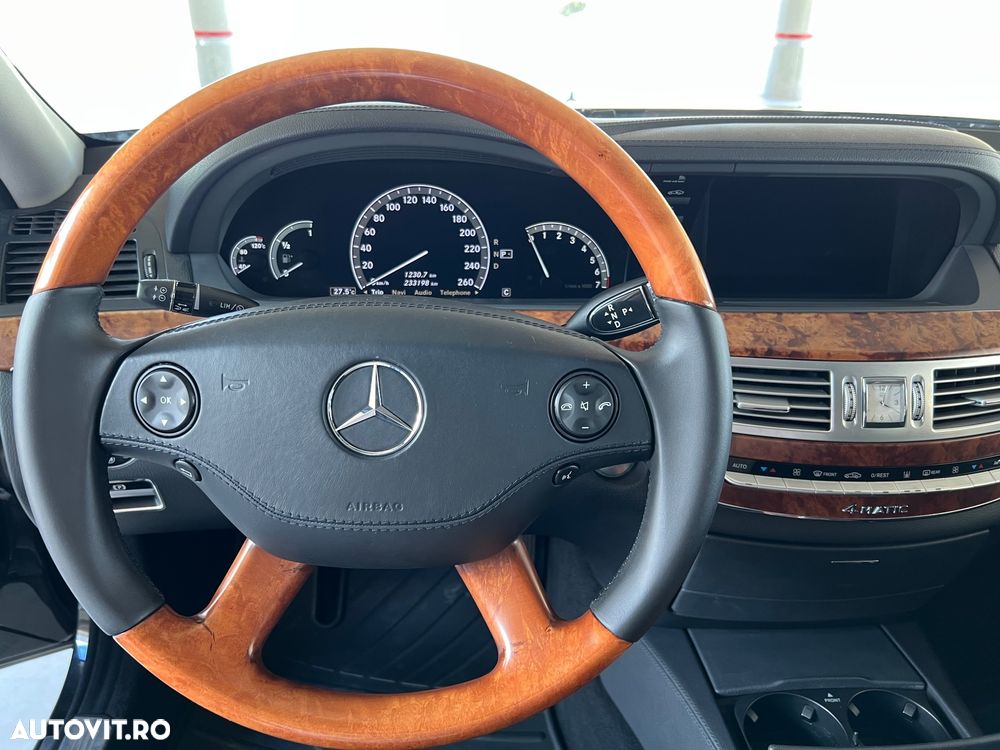 Mercedes-Benz S 500 Long 4-Matic Aut - 12