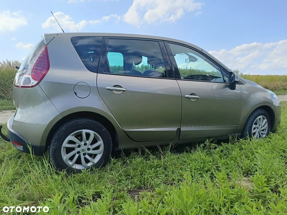 Renault Scenic 1.5 dCi Tech Run EDC - 8