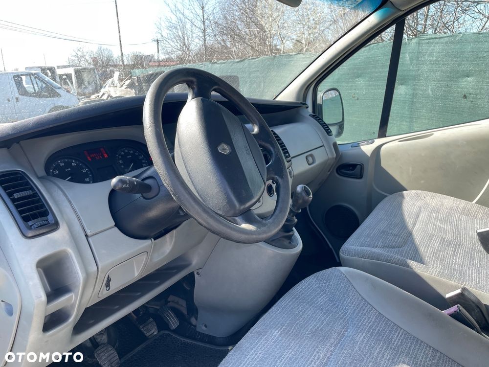 Renault Trafic - 6