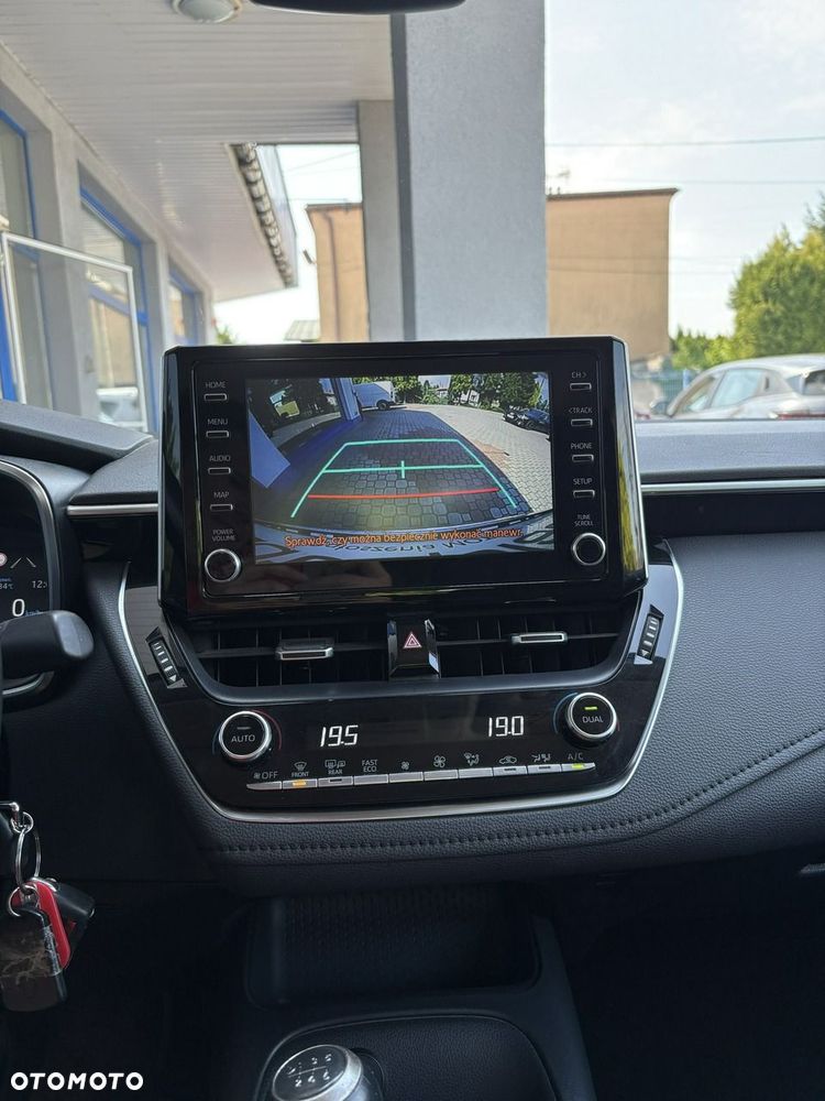 Toyota Corolla - 25