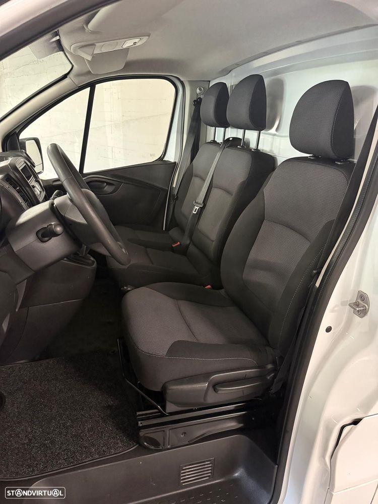 Renault Trafic - 10