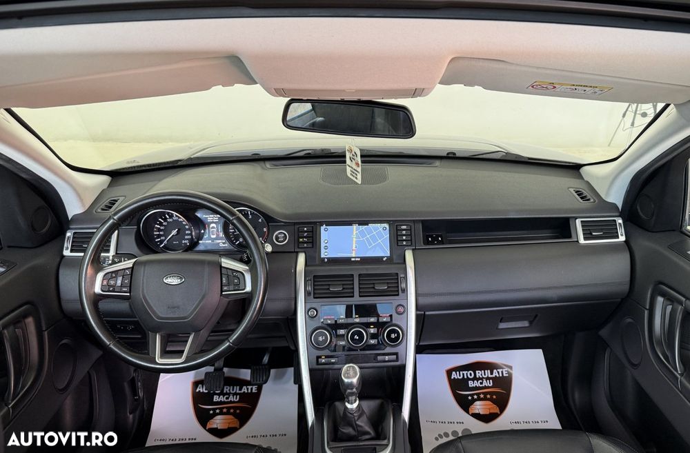 Land Rover Discovery Sport - 8